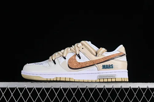 All Categories Nk SB Dunk Series Nk SB Dunk Low Low-top Sneakers Nk Dunk Low Panda Prank Space Exploration-Interstellar Exploration Mocha SB Strap Low-top Casual Sneakers DV0833-100
